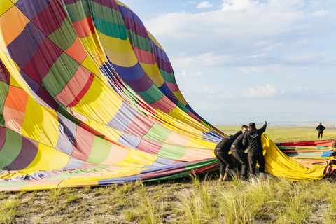 Van Istanbul: tweedaagse trip naar Cappadocië met ballon+grothotelGroepstour in het Engels