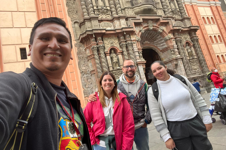 Enjoy Lima Walking Historic Center, Plaza San Martin and Plaza de Armas Enjoy Lima Walking Tour Historic Center, Plaza San Martin and Plaza de Armas