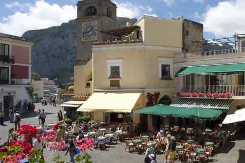 From Naples: Island of Capri Full-Day Tour with Lunch