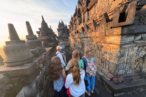 Bali: 5 Days Ijen, Bromo, Borobudur and Prambanan To Jakarta