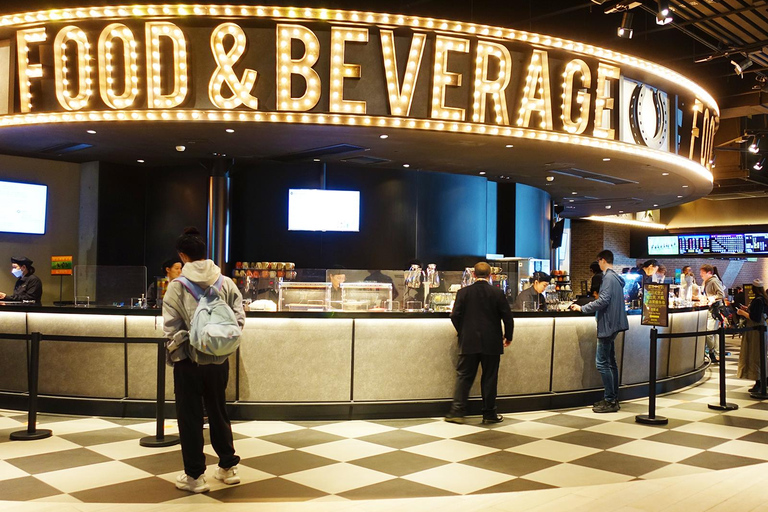 Wycieczka premium po torze wyścigowym Shatin z Klubem Jockey w HongkonguWycieczka premium na tor wyścigowy Hong Kong Jockey Club Shatin