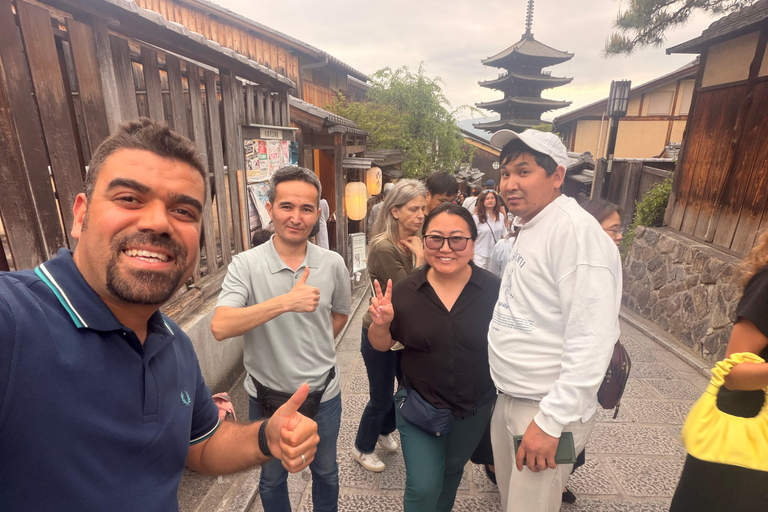 Kyoto: Private Full-Day Tour with driver-guide Full Day Private Tour in Kyoto with Private Transportation