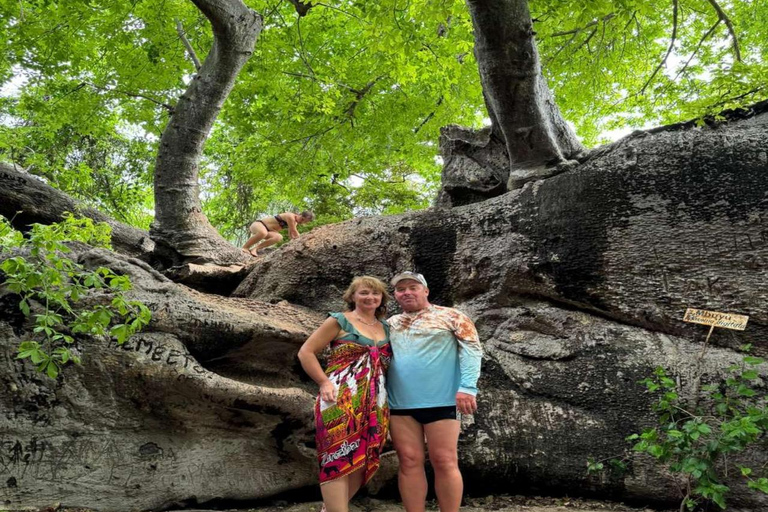 ZANZIBAR : Safari Blue Honeymoon tourExcursion sans prise en charge et retour à l'hôtel