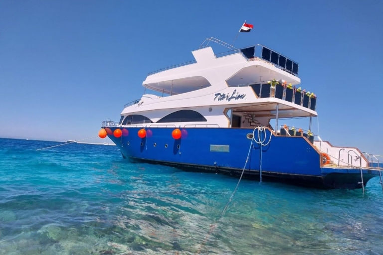Hurghada: Go Luxury To Orange bay & Magawish island Full Day Hurghada: Luxury Boat Trip To Orange & Magawish Island