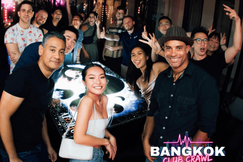 Bangkok: Bar & Club Crawl Experience