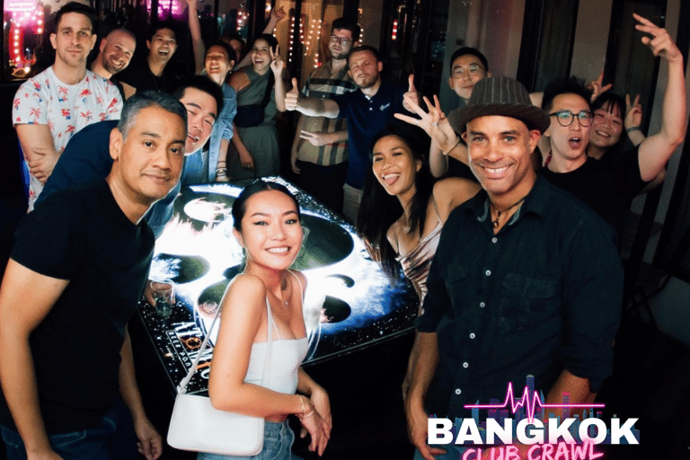 Bangkok: Bar & Club Crawl ervaring