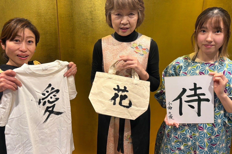 Kyoto: Japanese Calligraphy Experience in a Historic House