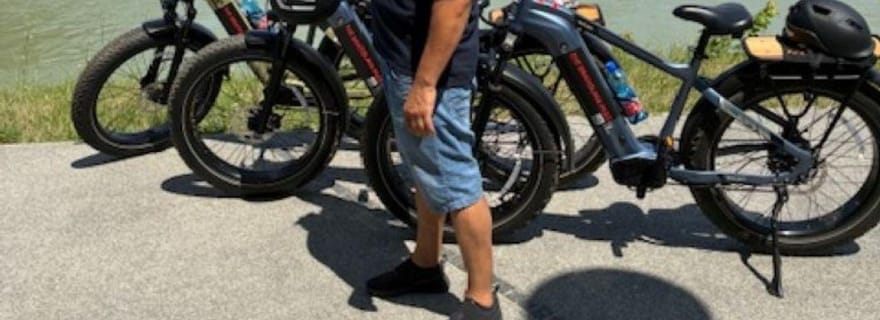 Bratislava : ville, rideau de fer et bunker en vélo électrique