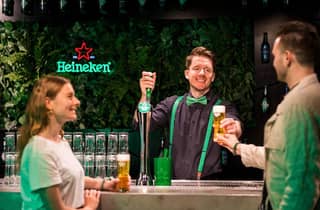 2-in-1-Kombi: Stadtführung & Heineken Rooftop (mit 2 Getränken)