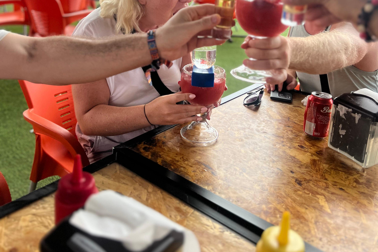"Fietstour Casco Viejo en Panama Stad Ontdek de essentieFietstour in Panama Stad en de Oude Stad met lokale gids