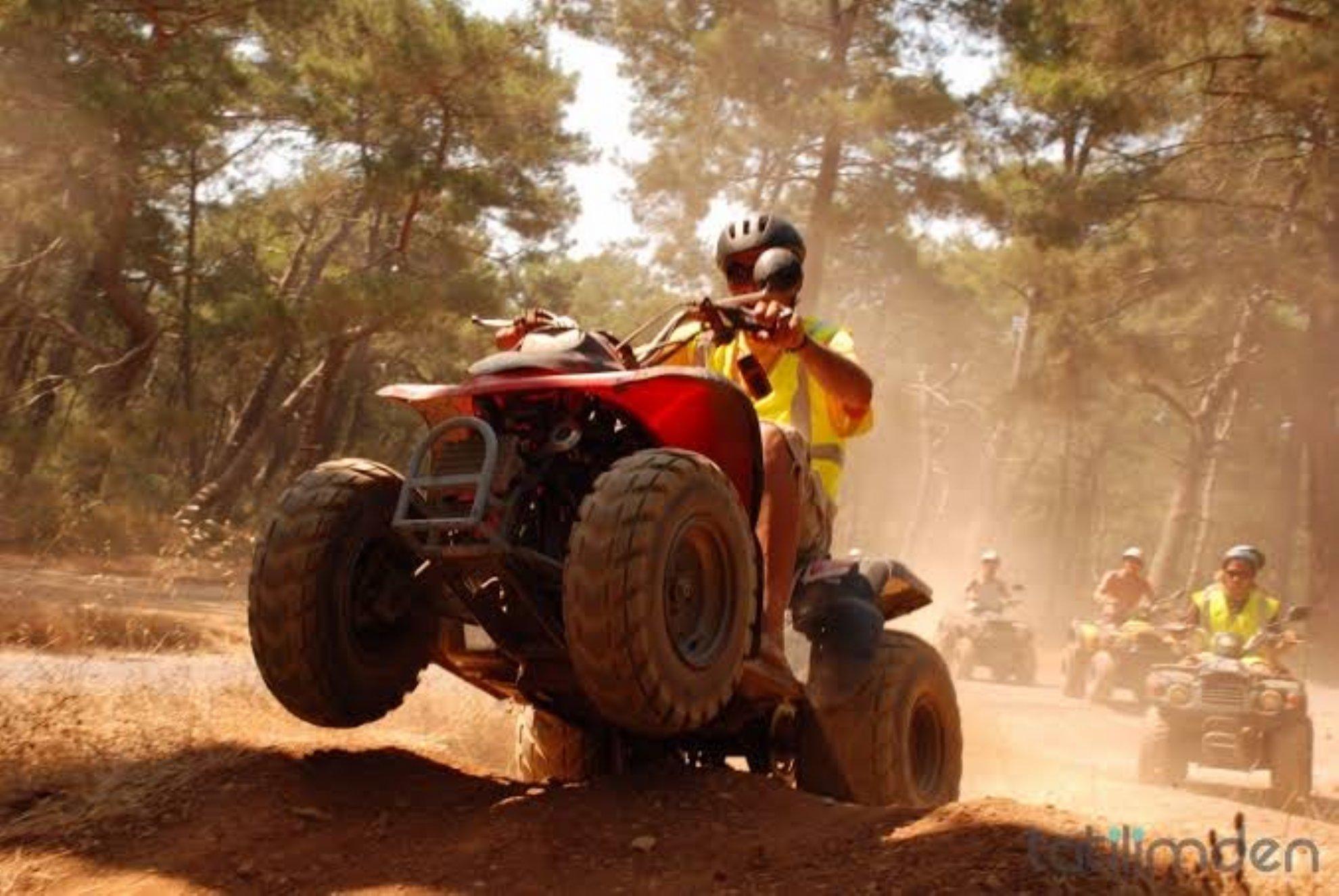 Die Stadt Side: Wald-Quad-Bike-Tour mit Hoteltransfers