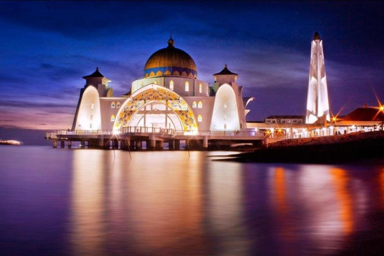 Melaka: Private Local Life, Culture & Hidden Gems Tour