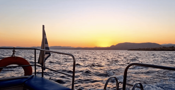 Rhodes: Lindos Sunset Glass-Bottom Boat Trip with Drink