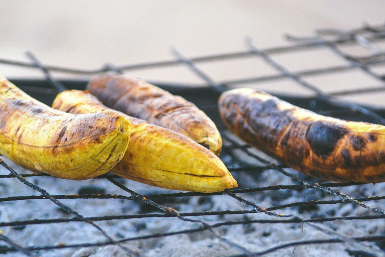 Accra : Visite culinaire nocturne avec un guide régional