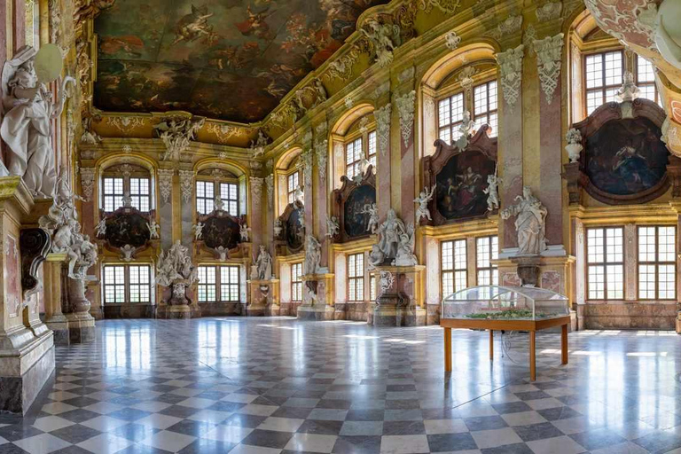 Wrocław: Lubiąż Abbey Private Half-day Tour with Transfer