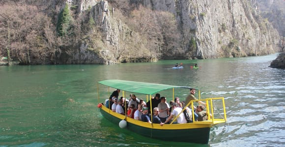 Skopje: Matka-Schlucht, Millennium-Kreuz und Dorftour