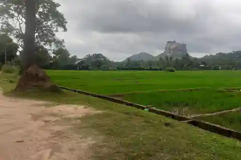 Kandy: Sigiriya begeleide dagtour per Tuk Tuk