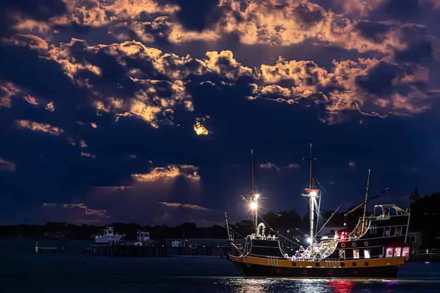 St. Augustine: Die Black Raven Rum Runners Piratenshow (21+). Foto: GetYourGuide