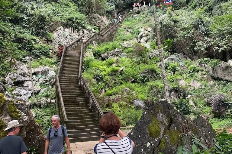 Vang Vieng: Jung Cave, Blue Lagoon 2 & 3 Guided Tour