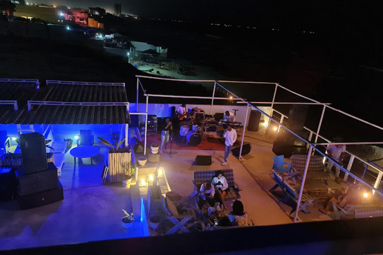 Accra: Sunsets, Famous Beaches & Bars Tour with a Free Drink