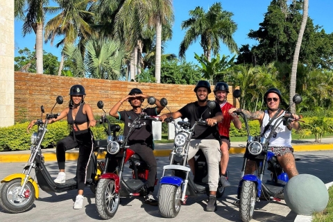 Bavaro Punta Cana : Tour de ville avec les modèles Harley E-ScootersBavaro Punta Cana : Tour de ville avec des scooters électriques Harley Model