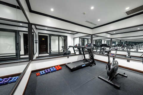 Ha Long 6★ Kreuzfahrt: 2-tägige Tour zur Titop-Insel und zur Sung Sot-Höhle