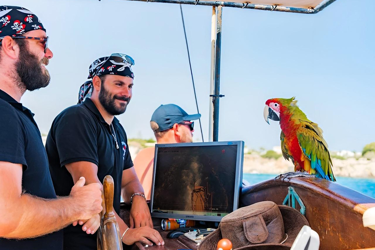 From Hersonissos: Half-Day Pirate Boat Trip with Lunch