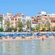 Tour in Sitges ( Bcn): Cultural diversity, tapas and beach