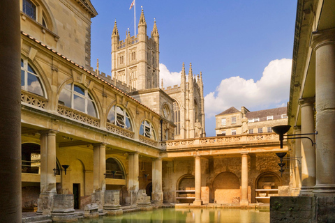 Desde Oxford: Excursión de un día a Stonehenge y Bath con termas romanas