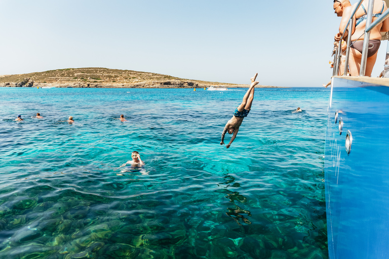 Malta: trip naar Blue Lagoon, stranden en baaien per catamaranSea Breeze catamarantocht - 5/6 uur