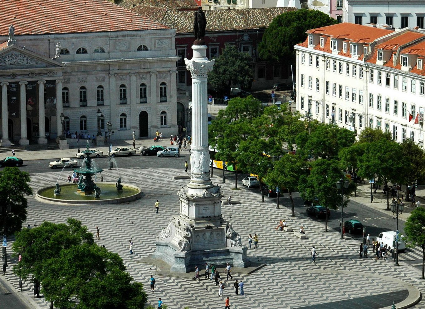 Lissabon: Privat sightseeingtur i en vintage tuk tuk