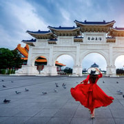 Taipei: Private Photoshoot at Iconic Landmarks