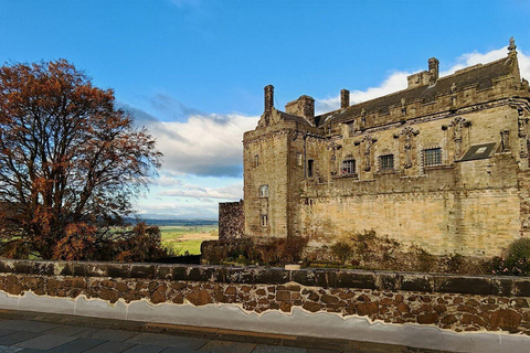 Glasgow: Stirling Castle & Falkirk Wheel Voyage