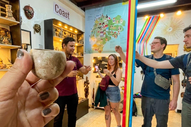 Quito: Immersive Historic Center, Sightseeing Tour, and Cocoa Food Tasting Quito: Immersive Historic Center, Sightseeing Tour, and Cocoa Tasting