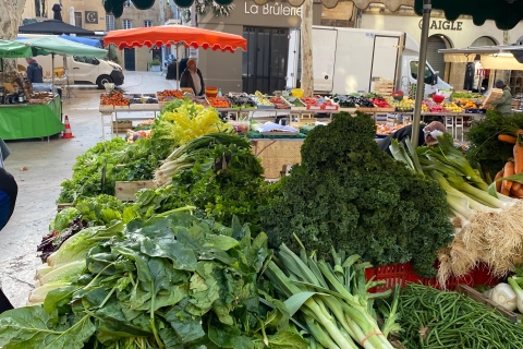 Aix-en-Provence: Provencal Market Walking Tour with Tastings