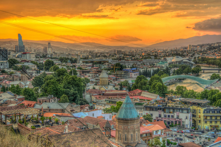 Tbilisi: Old &amp; New city, Guided tour with 12 TastingsPrivate Tour