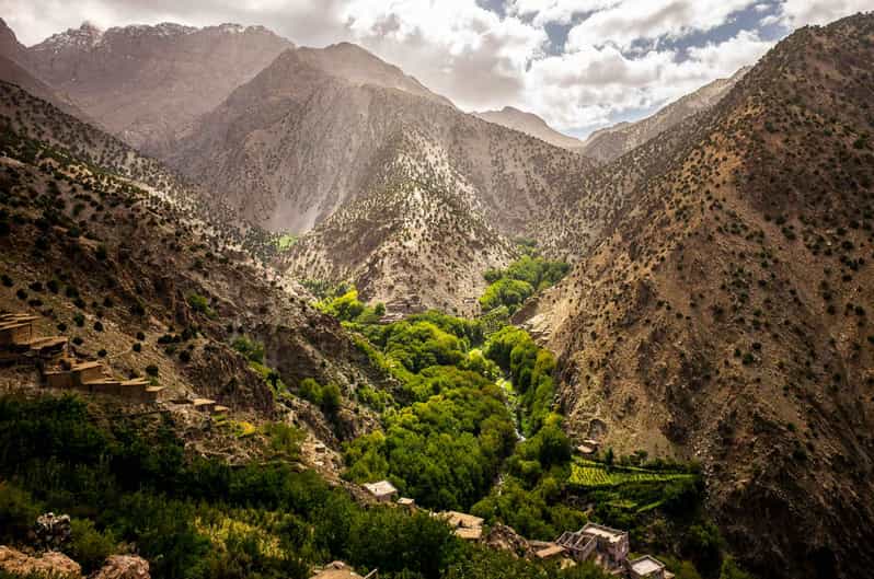 Depuis Marrakech : Excursion dans l'Atlas à Imlil avec déjeuner - trekking