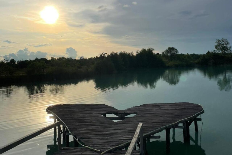 Teluk Sebong: Bintan Desert and Blue Lake Trip