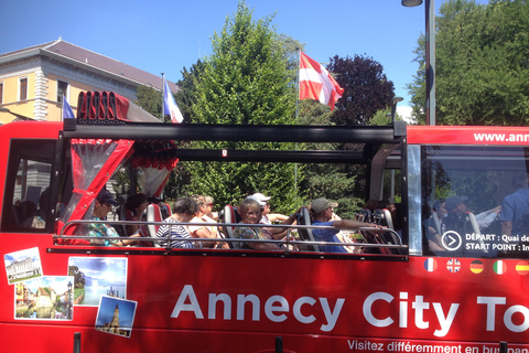 Tour di Annecy in un autobus cabriolet