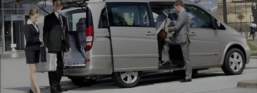 Transfer privado do ou para o aeroporto de Salerno para o centro da cidade
