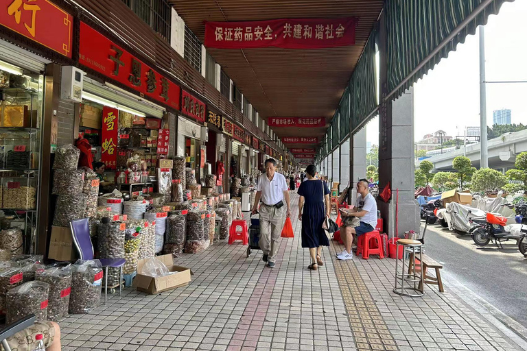 Guangzhou: Private City Tour with Pearl River Cruise