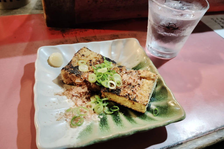 Fukuoka: Nakasu Food Stall Guided Tour with Tastings Group Tour