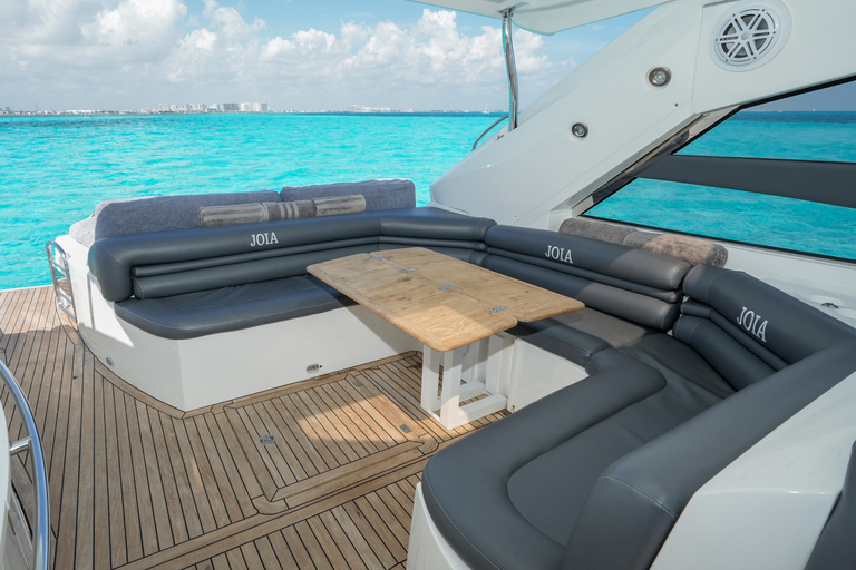 Cancun: Noleggio di uno yacht di 52 piedi* Cancun: Noleggio di uno yacht di 52 piedi