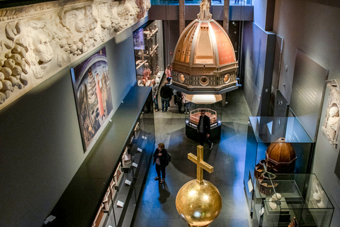 Florence : col de la cathédrale avec dôme, baptistère et crypte