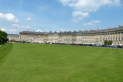 Windsor Stonehenge Bath Private Tour from London with Passes