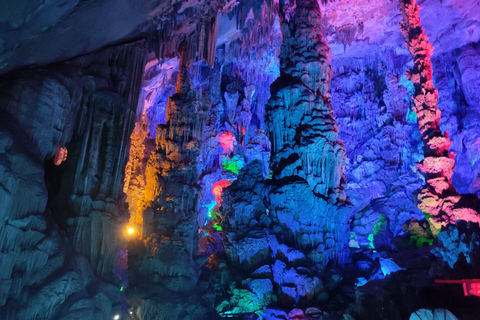 Guilin: Tour privato della grotta del flauto di canna e della piantagione di tèPartenza dall&#039;hotel di Guilin