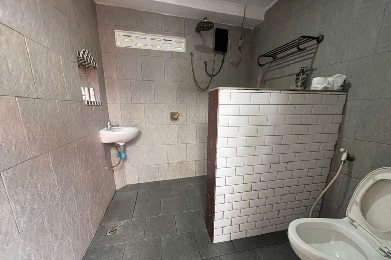 Phnom Penh: Dorpsrondleiding met kook- en etherische-olie-lesPhnom Penh: Dorpsrondleiding met kookles en workshop etherische oliën