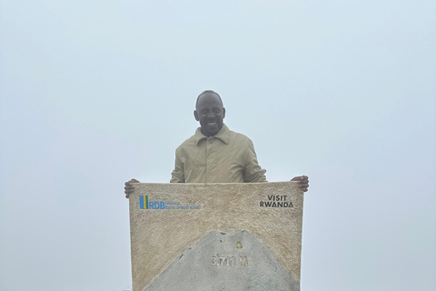 1 journée d&#039;excursion au Mont Bisoke, parc national des volcans