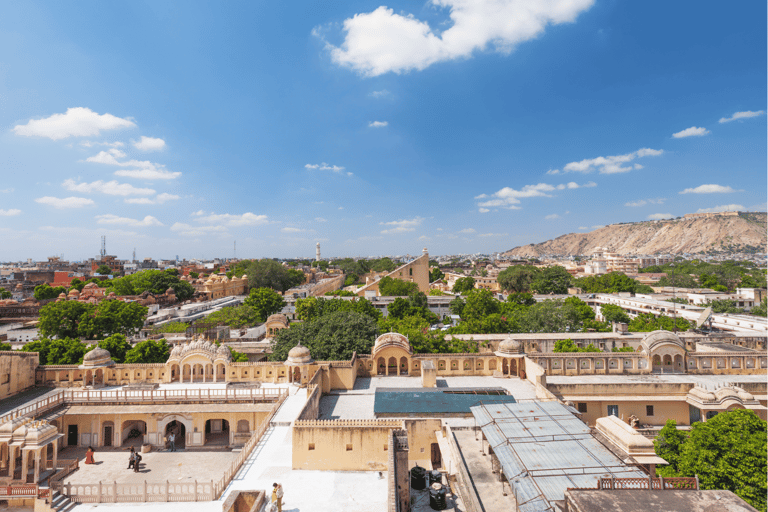 Royal Trails of Jaipur Guided Full Day Sightseeing City Tour