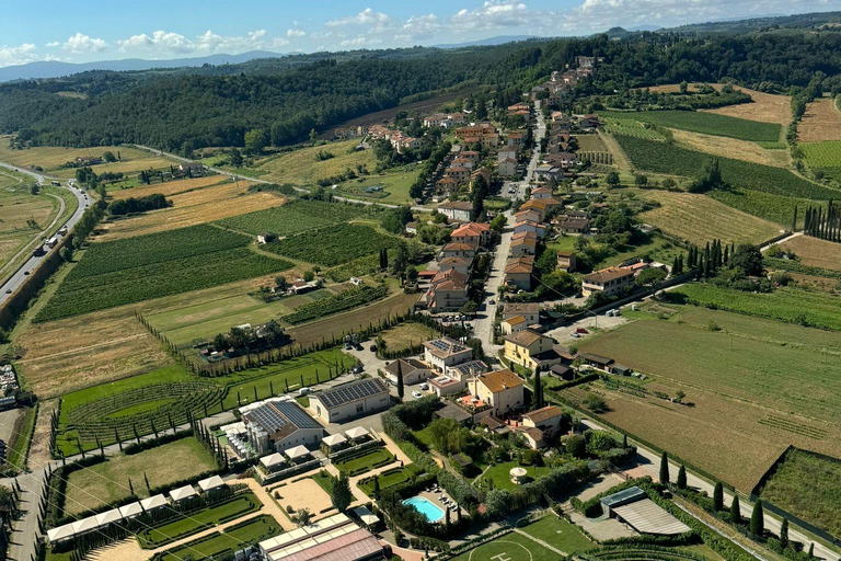San Gimignano: Helicopter Wine Tour in Chianti Region Activity with 25-Minute Helicopter Ride